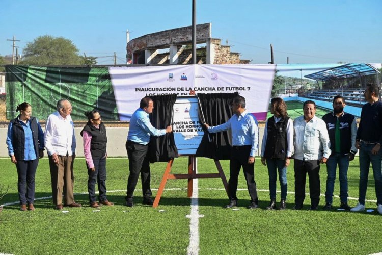 Entregó Cuauhtémoc Blanco obras varias en municipios