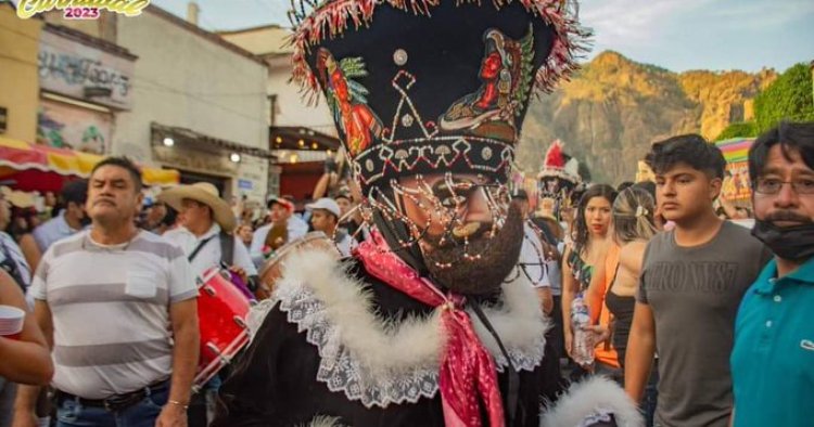 Tras cancelar el carnaval, a barrios  de Tepoztlán se llevaron el brinco