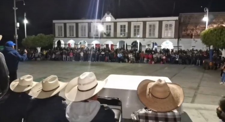 Habitantes, designan terna para edil sustituto en Tetela del Volcán