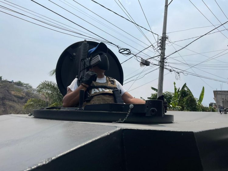 Confirma FGE dos presuntos agresores de agentes de la AIC muertos