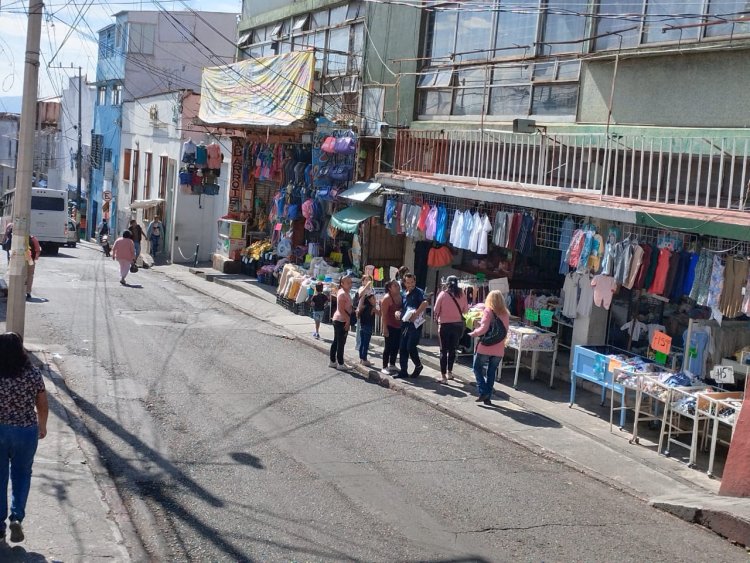 Ambulantes aceptan reordenamiento, pero de manera pacífica