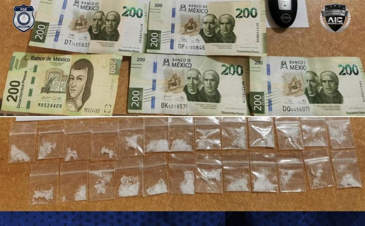 Este par, según se acusa, viajaba cargado con metanfetaminas