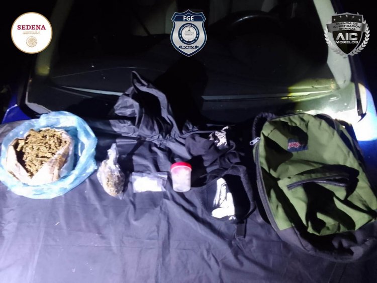 Este auto estaba cargado de droga en Coatlán del R.; quedó asegurado