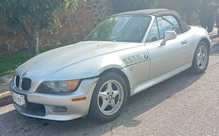 Un costoso BMW robado y otros 3 vehículos fueron recuperados