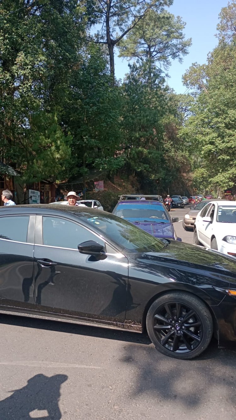 Por falta de energía eléctrica, bloquean la federal Cuernavaca-México