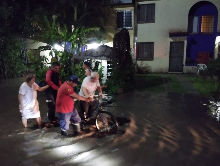 Golpearon las lluvias a Puente de Ixtla