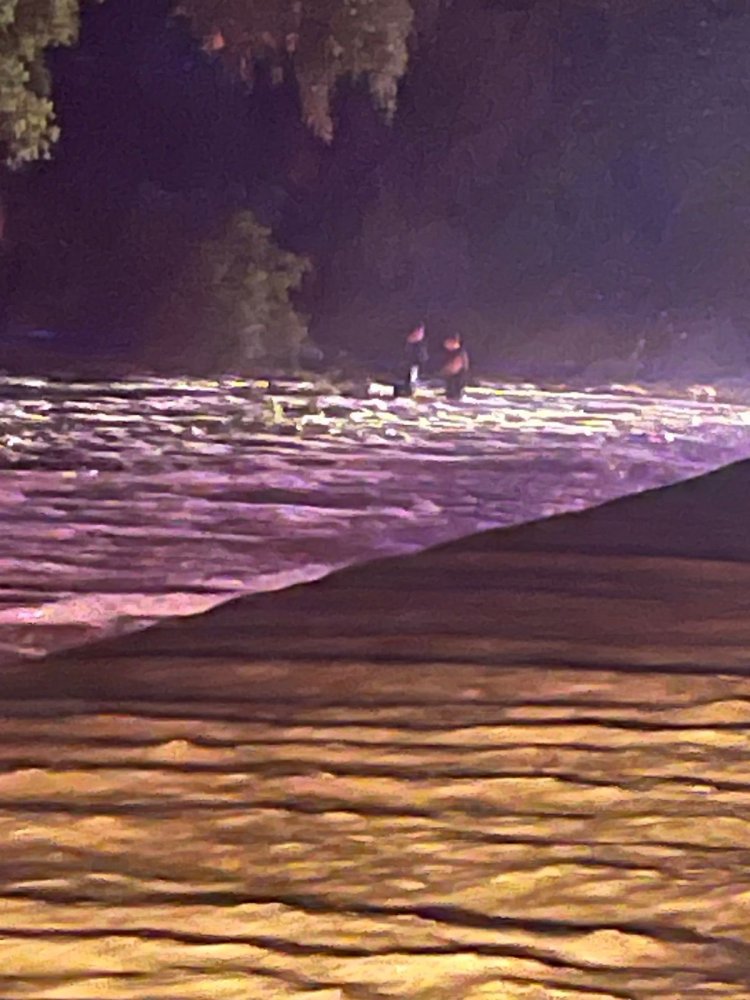 A punto de ahogarse, un par de hermanos en Yautepec; de milagro, fueron salvados