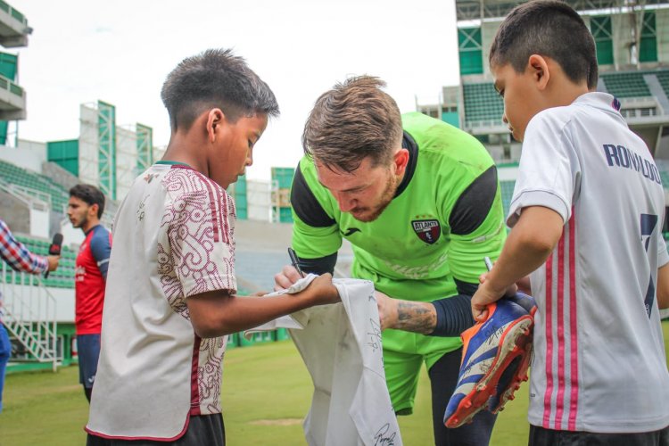 Conviven ganadores de Hay Reta  con jugadores del club Atlante