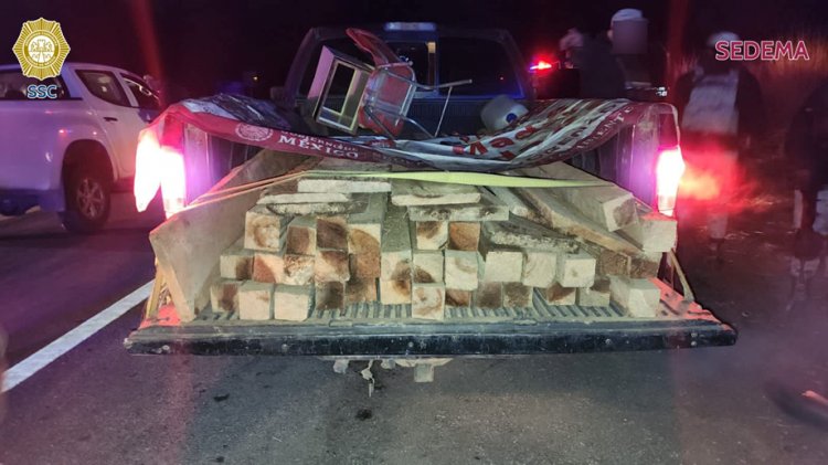 Aseguramiento de madera en   límites Morelos-CDMX-Edomex