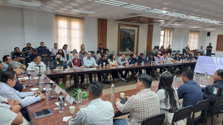 Burócratas se capacitan en atención  a migrantes víctimas en sus derechos