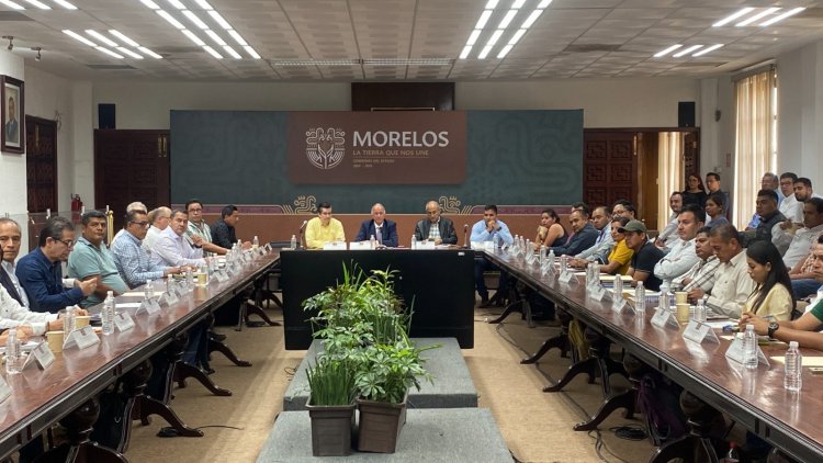 Hubo reunión para difundir plan  de obra pública en municipios