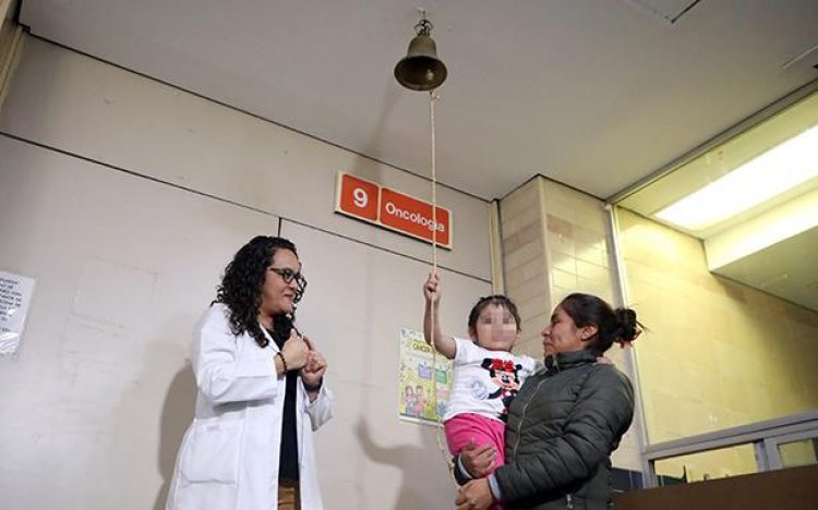 Ailyn, de 2 años, ejemplo de  triunfo sobre el cáncer infantil