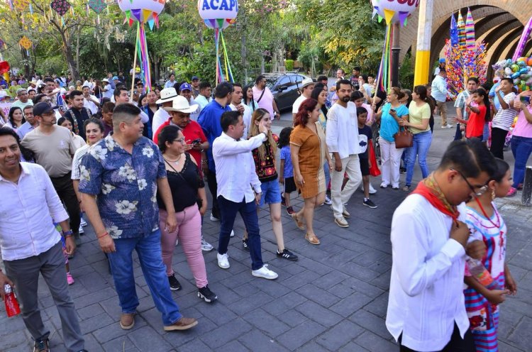Calenda y Guelaguetza oaxaqueñas  en las fiestas de Juárez Jojutla '25