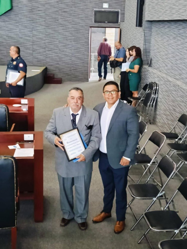 Recibe investigador de CIB  premio al Mérito Forestal