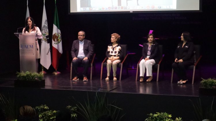 Reconoce UAEM a Bertha Garduño  con un homenaje por su trayectoria