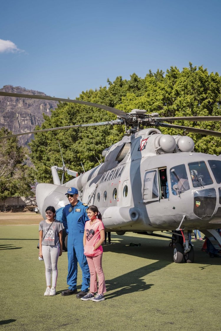 Dan merecido reconocimiento a los combatientes de incendio en Tepoz