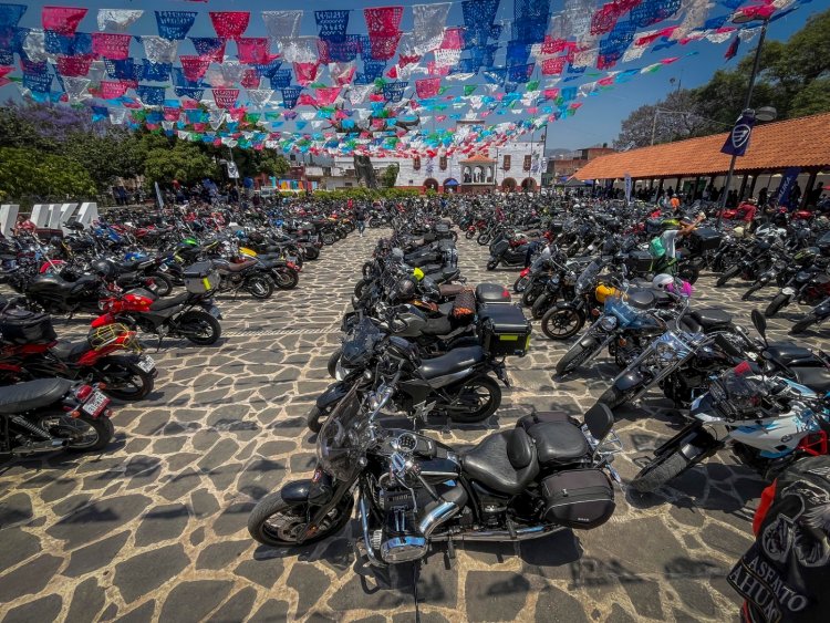 Recibió Tlayacapan la rodada  "1200 Sentimientos Cúbicos"