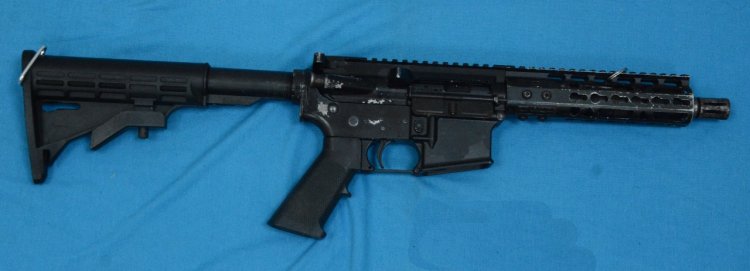 Con armas y drogas prohibidas,  tres fueron capturados por FGR