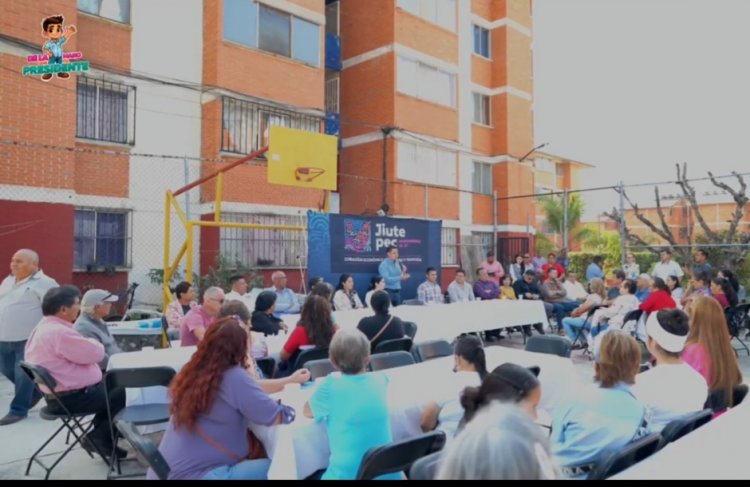 Va "De la mano con tu presidente", del  alcalde Eder Rodríguez, en el Pochotal