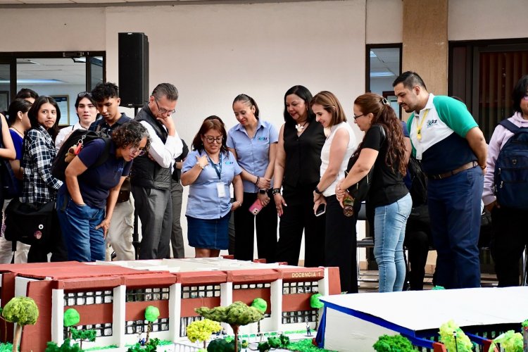 Se inauguró exposición de  diseño digital en la UTEZ