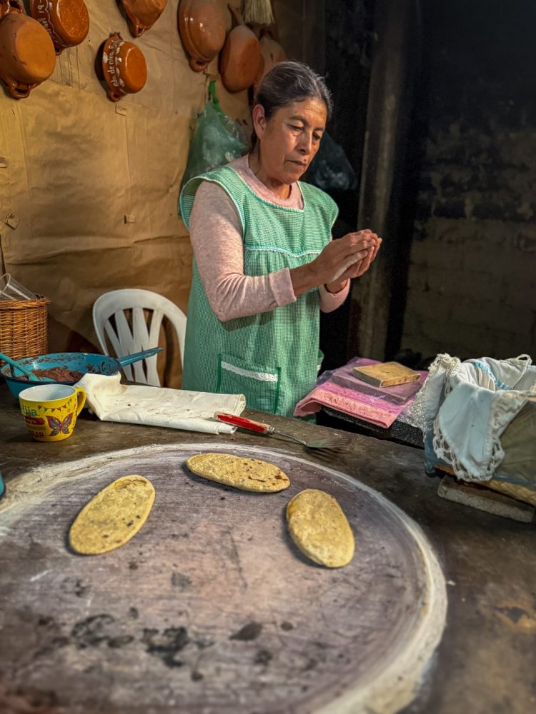 En Hueyapan, impulsan modelo  turístico de su identidad cultural