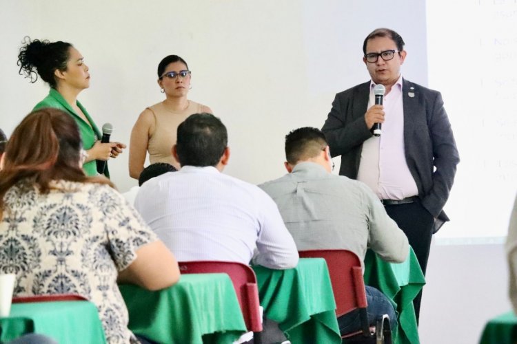 Crece capacidad en mejora  regulatoria de los municipios