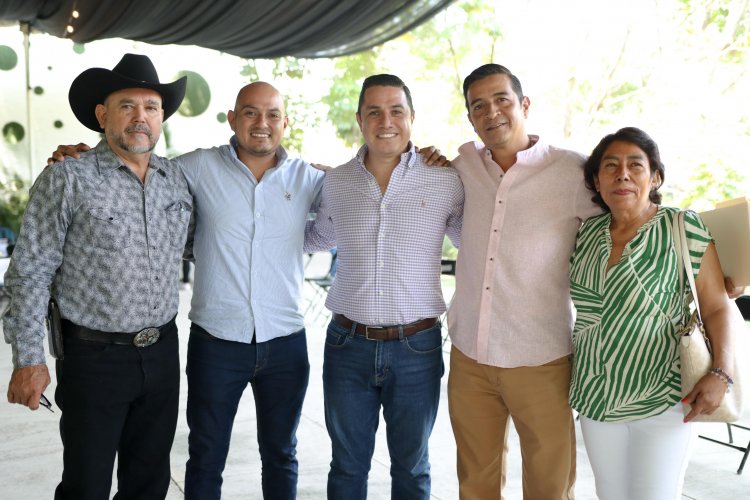 Presidentes de Consejo y Delegados de Jiutepec reciben constancia de mayoría