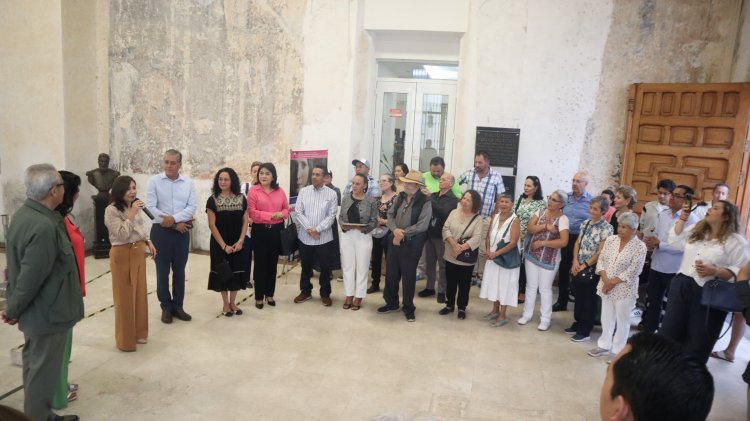 Presentaron la expo "Nueve  miradas a través de la pintura"