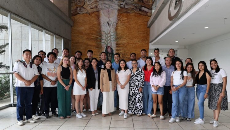 Recibió UAEM a integrantes de la Confederación Nal. de Estudiantes