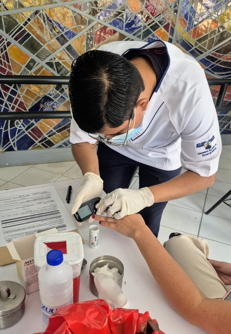 Va Facultad de Farmacia por prevención  contra las enfermedades con tamizaje