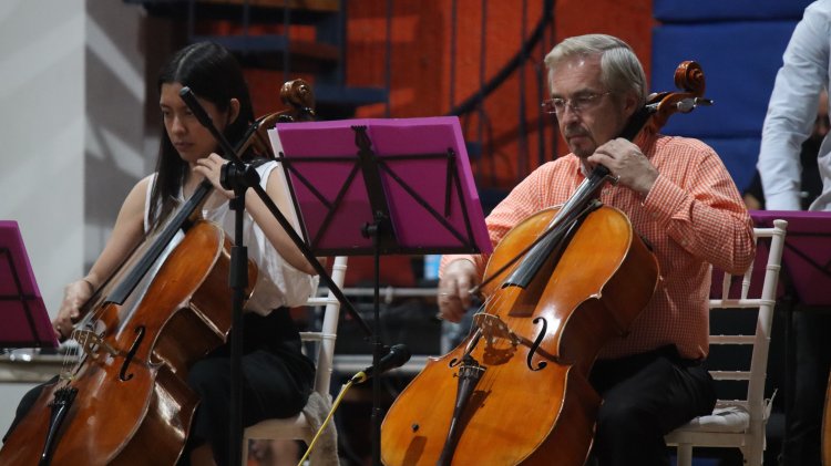 Gran concierto de la Orquesta de Cámara  y del Coro de la Sinfónica de Minería