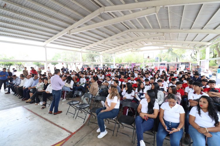 Trabaja Jiutepec por el rescate de  principios y valores en la juventud