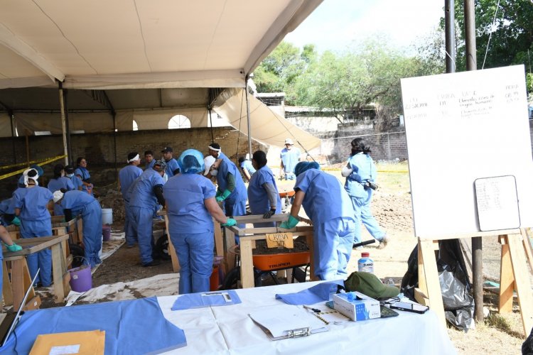 Restos de niños fueron hallados  en diligencia en panteón de Jojutla