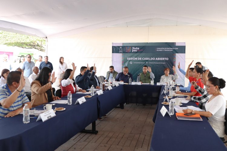 Primera sesión de cabildo  abierto en Jiutepec ayer