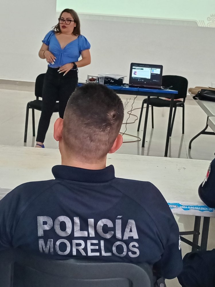 Capacitan a policías de municipios sobre  derechos humanos e igualdad de género