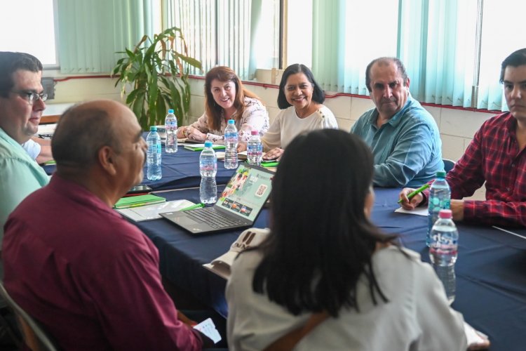 Junto con investigadores,  promueven la agroecología
