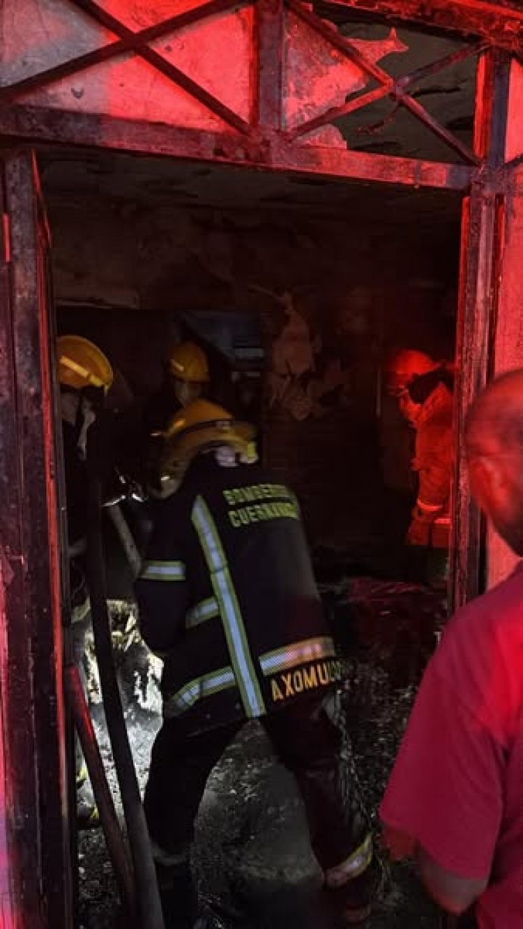 Incendio consumió domicilio en Col. Carolina de la capital