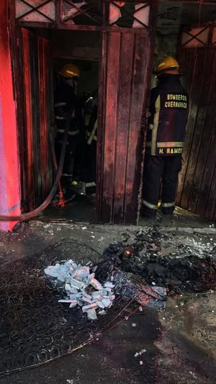 Incendio consumió domicilio en Col. Carolina de la capital