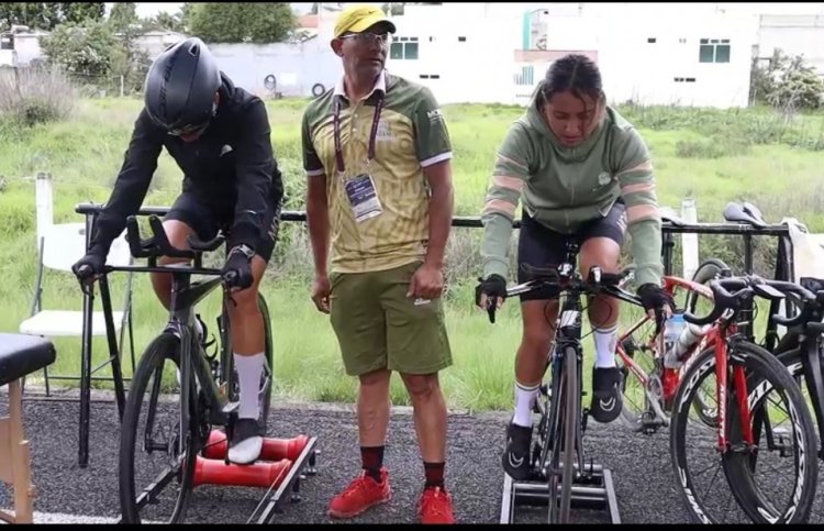 Participan dos mujeres morelenses  en ciclismo contrarreloj en Tlaxcala