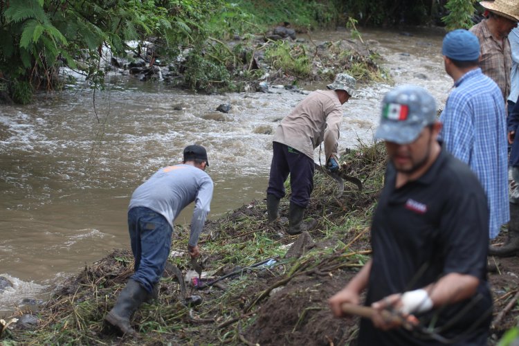 Atiende Jiutepec focos rojos para  hacer frente al temporal de lluvias