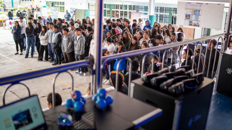 Tráiler de la ciencia a jóvenes de Huitzilac