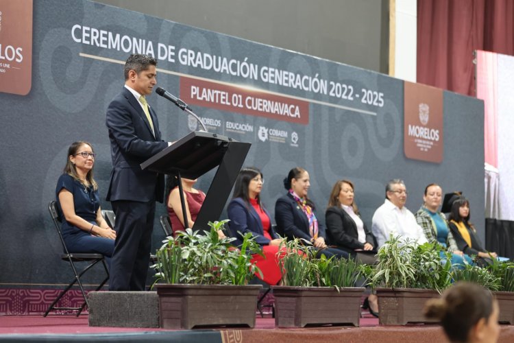 Se gradúan 673 estudiantes  del Cobaem en Cuernavaca
