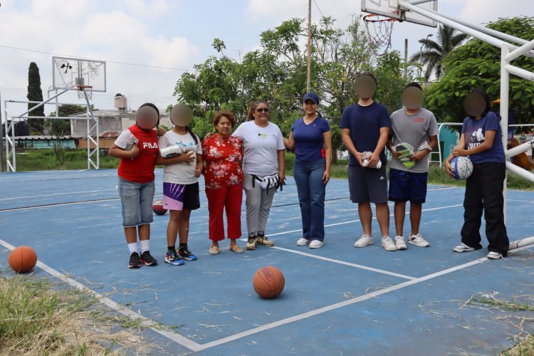 Jornada comunitaria de rescate de  los espacios públicos en Cuernavaca