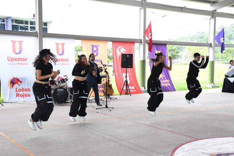 Celebró Upemor 21 años de brindar excelencia educativa