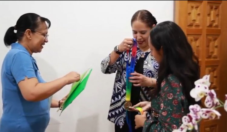 Alumna morelense se llevó oro y bronce en  Olimpiada Internacional de Matemáticas