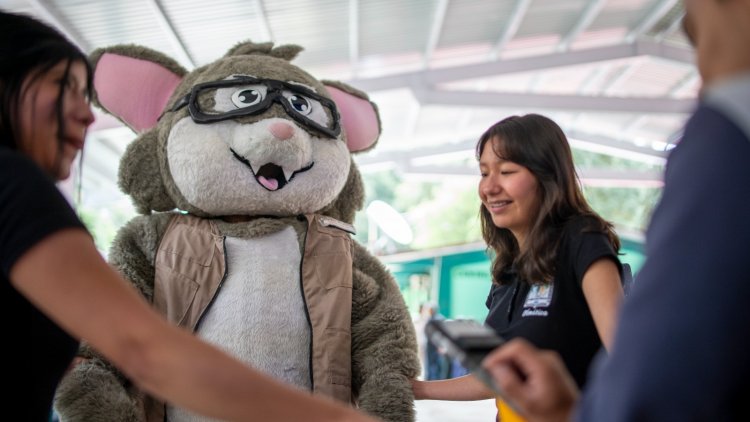 Organiza gobierno del estado curso  de verano científico para los menores