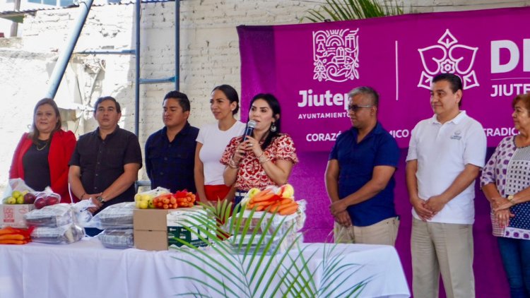 Entregó DIF Jiutepec más de  cien canastas alimentarias