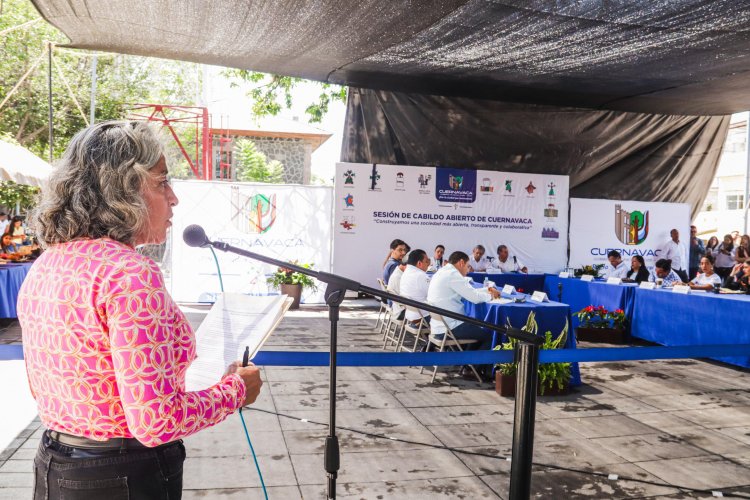 Sesión del cabildo capitalino en Col. Patios de la Estación
