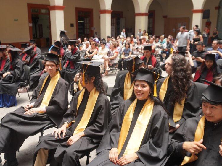 Celebró el Centro Morelense de las  Artes graduación de estudiantes