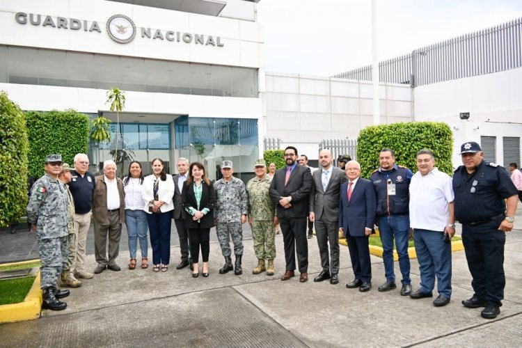 La gobernadora atestiguó toma de  posesión del nuevo titular de la GN